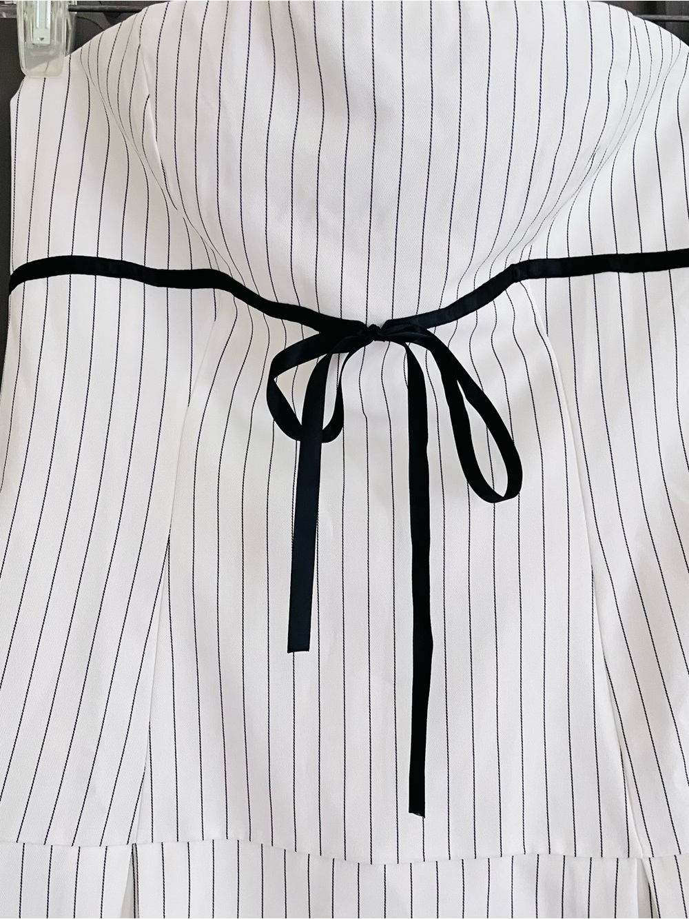 NWT More to Come white pinstriped strapless dress with bow M - Picture 8 of 15